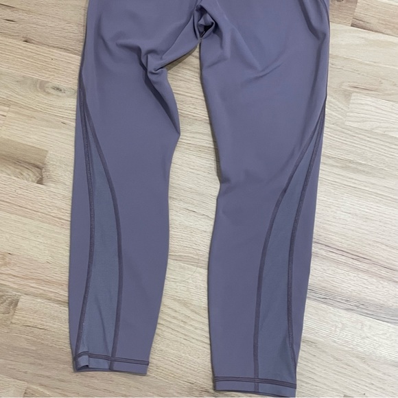 Lululemon Train Time Pants 7/8 Lavender Mulberry Leggings 25” size 10 - Picture 6 of 13